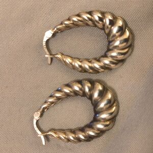 Vintage sterling silver earrings. Puffy shrimp hoop style. STEFANI ARGENTO